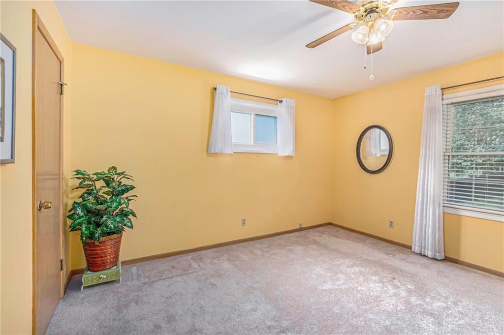6436 Woodson Drive — photo 15