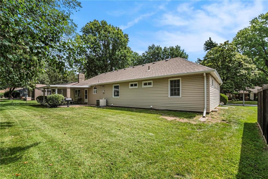 6436 Woodson Drive — photo 30