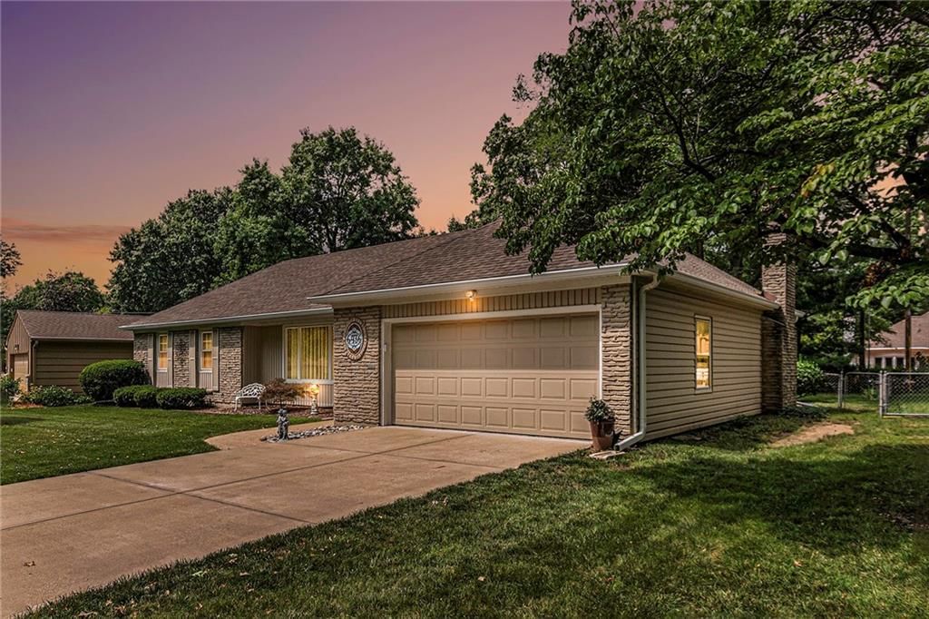 6436 Woodson Drive — photo 4