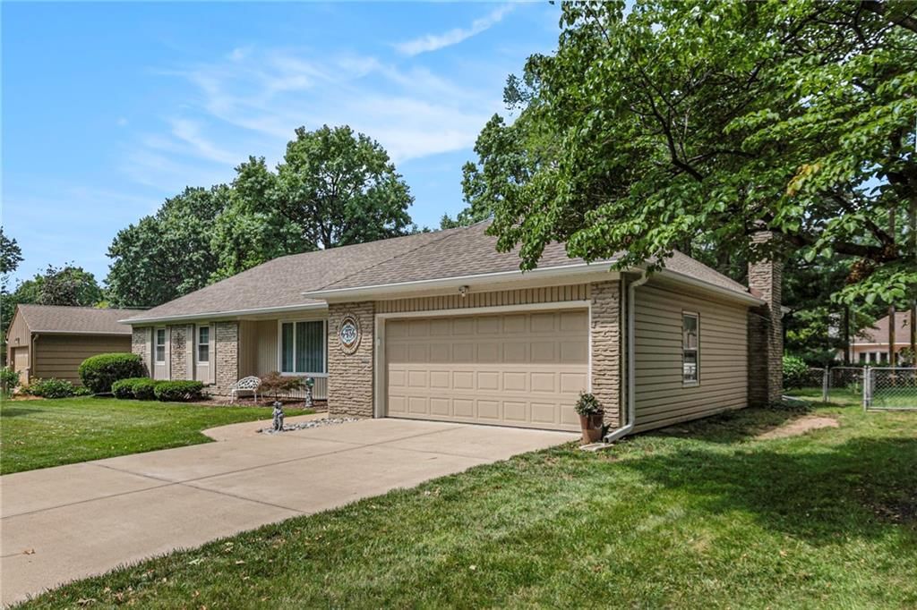 6436 Woodson Drive — photo 6