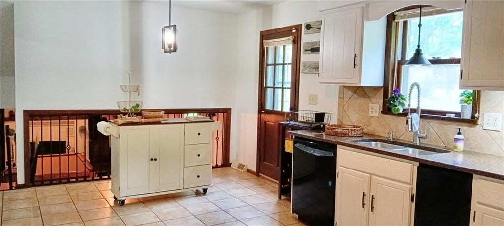 2716 Olde Creek Court — photo 11