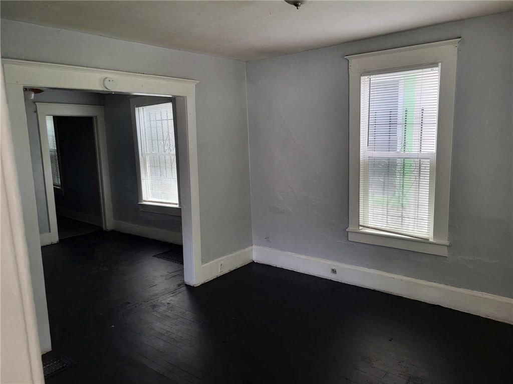 2607 Kensington Avenue — photo 13
