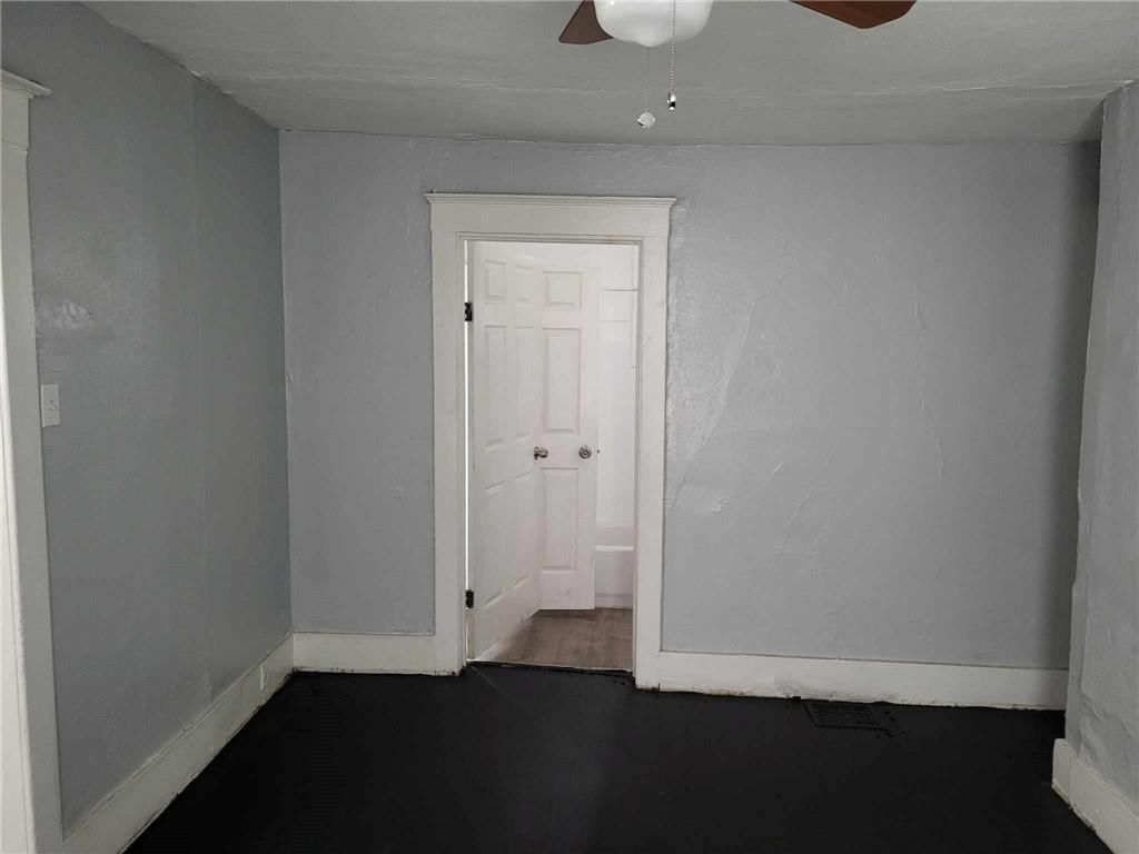 2607 Kensington Avenue — photo 17