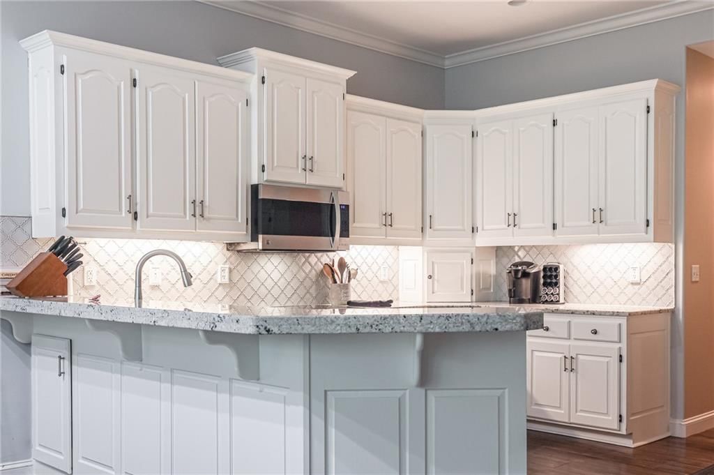 6300 N Kensington Court — photo 17