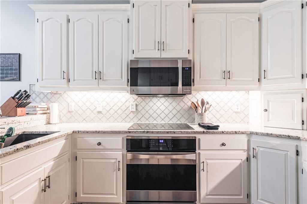 6300 N Kensington Court — photo 19