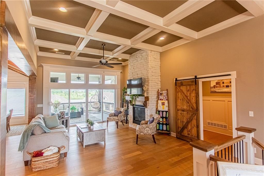 822 Bridgeshire Drive — photo 14