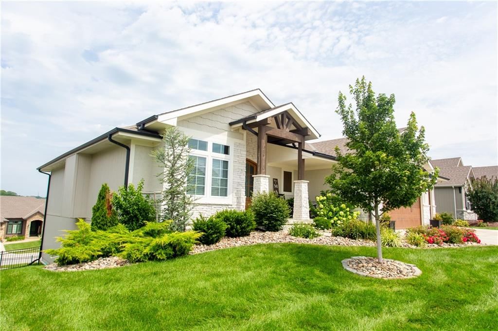 822 Bridgeshire Drive — photo 4