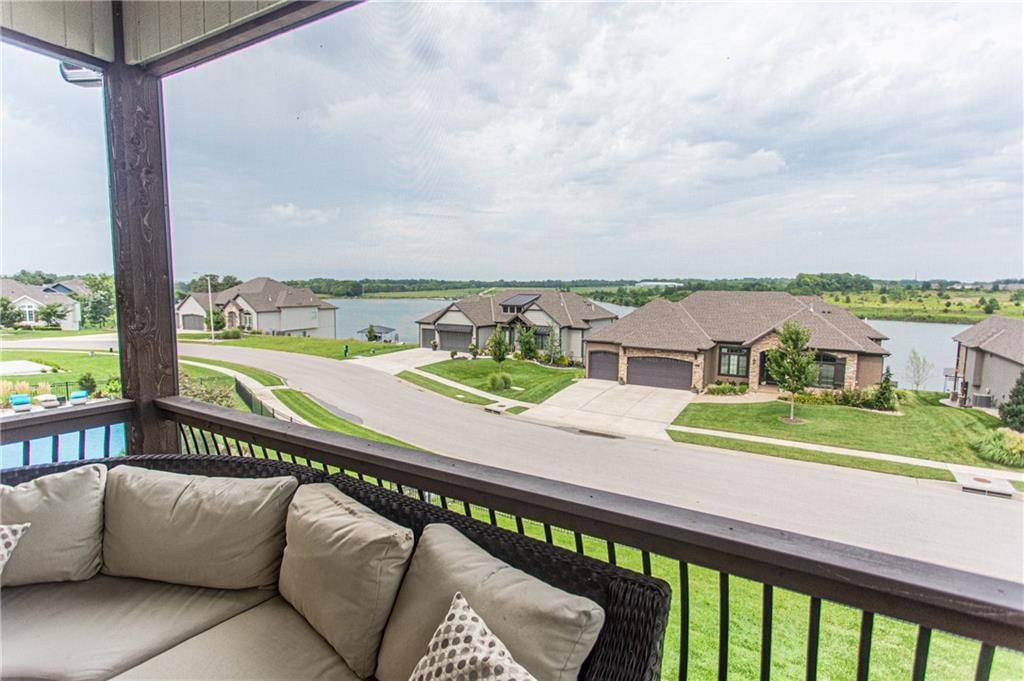822 Bridgeshire Drive — photo 41