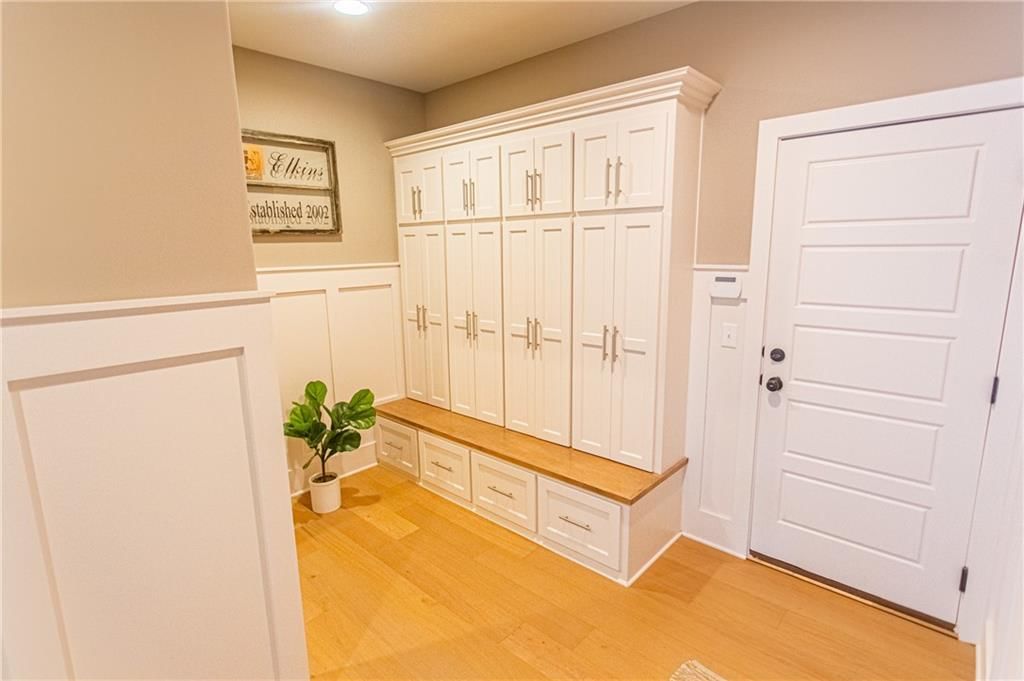 822 Bridgeshire Drive — photo 53