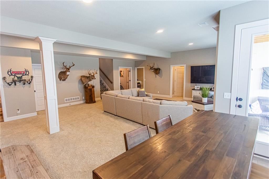 822 Bridgeshire Drive — photo 56