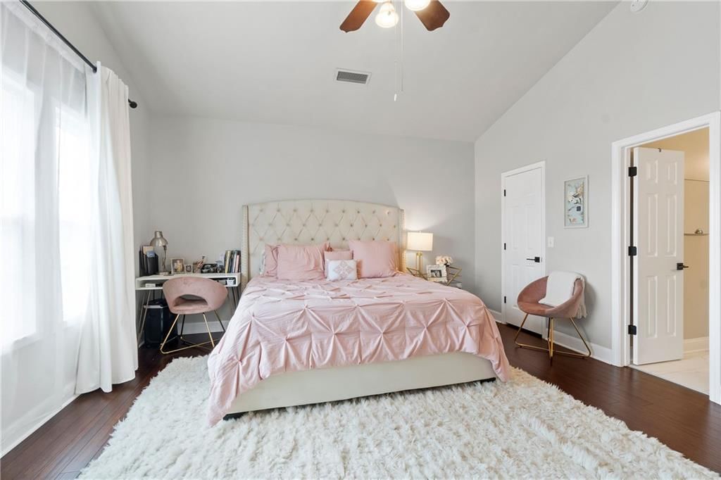 11613 Tomahawk Creek #G Parkway — photo 12