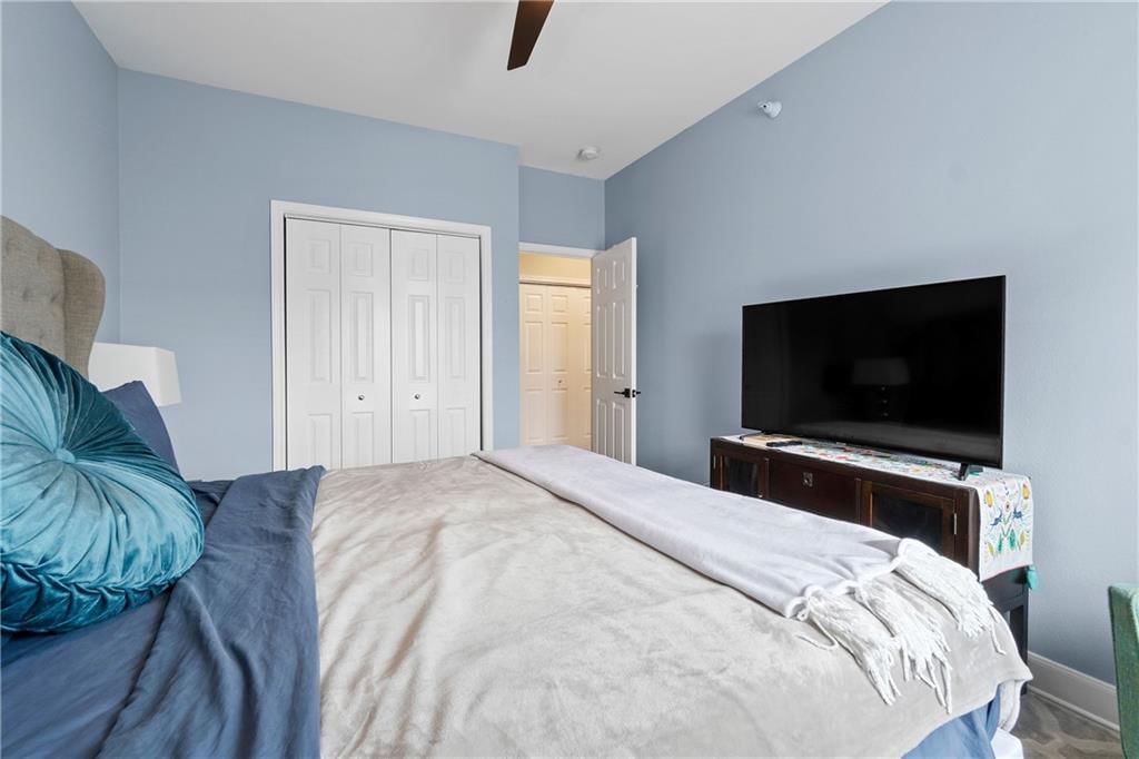 11613 Tomahawk Creek #G Parkway — photo 19