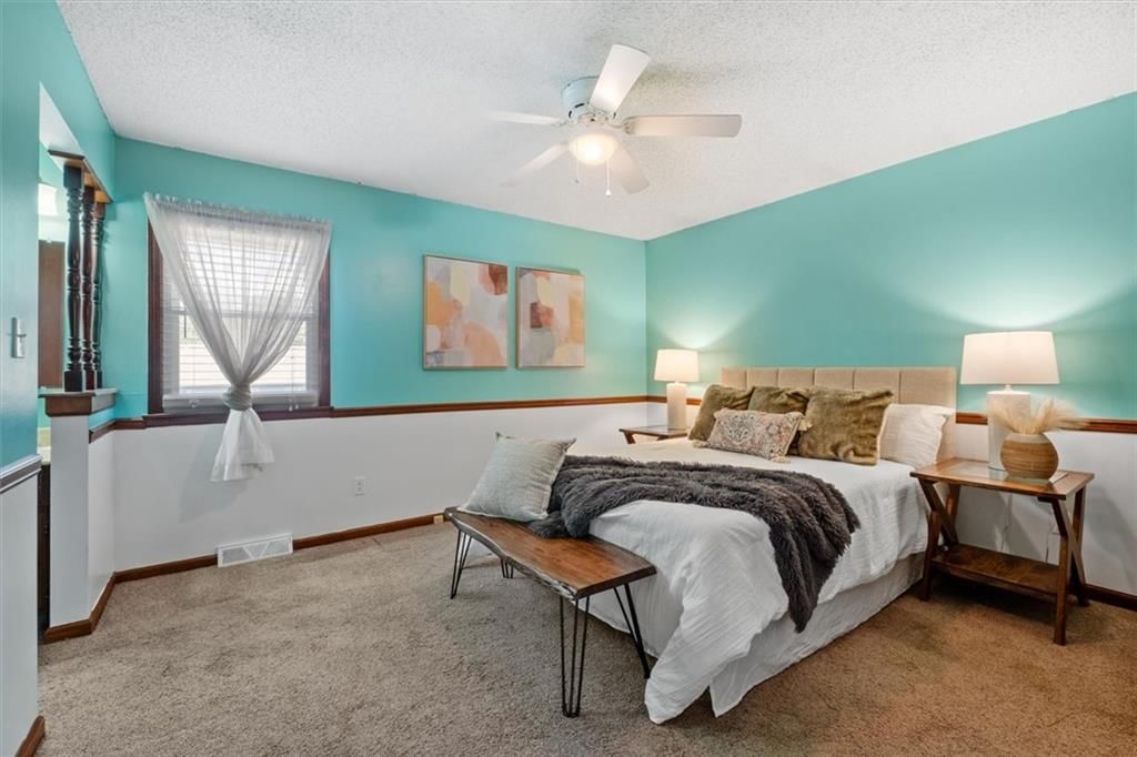 405 SW Keystone Drive — photo 16