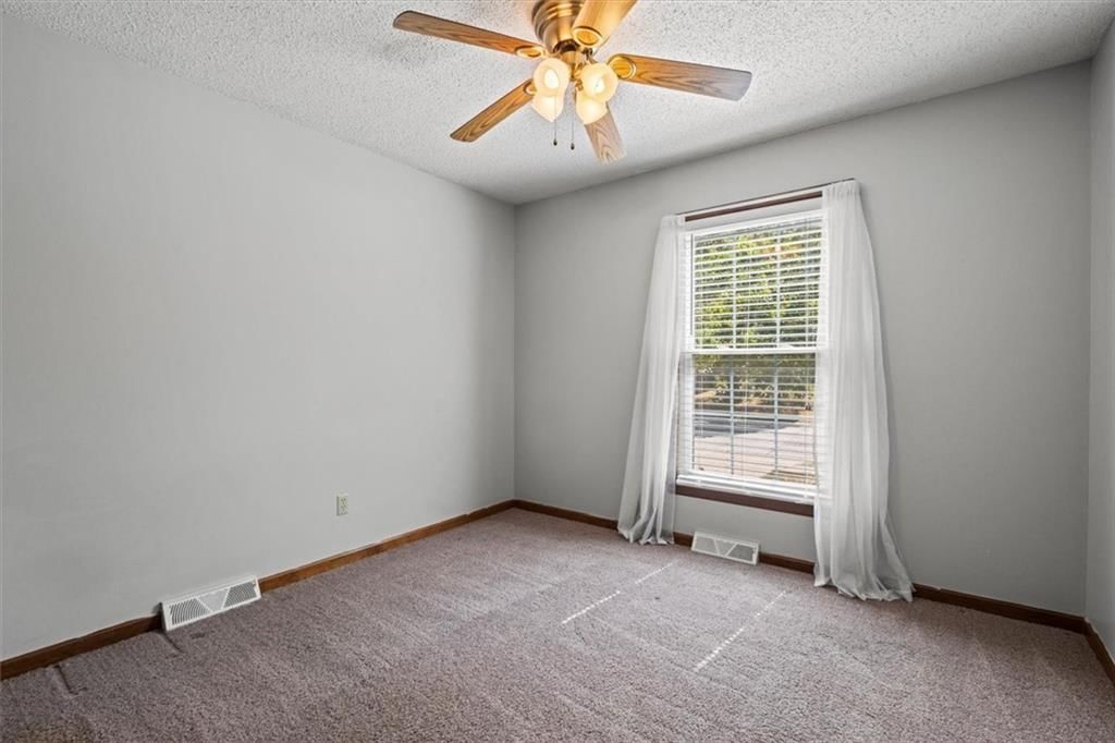 405 SW Keystone Drive — photo 19