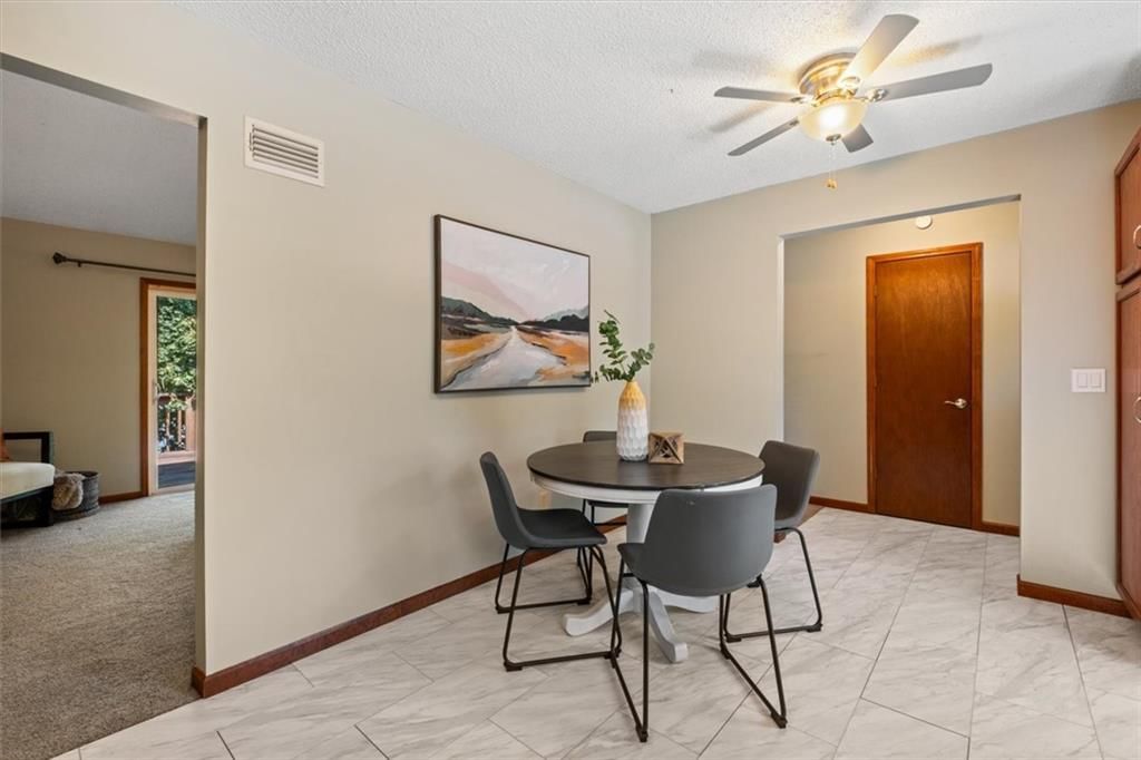 405 SW Keystone Drive — photo 10