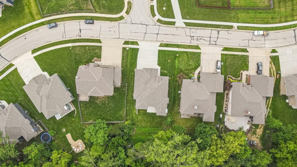 18205 Belinda Drive — photo 38
