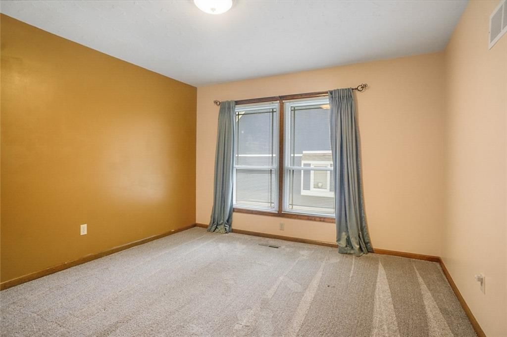 804 NE 3rd Street — photo 34