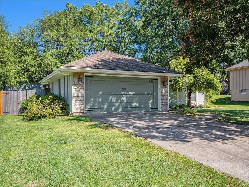 207 SE Circleview Drive — photo 25