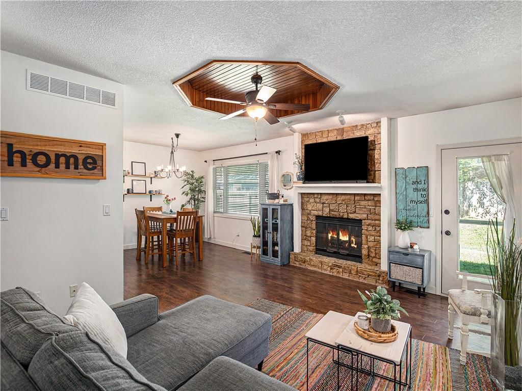 207 SE Circleview Drive — photo 6