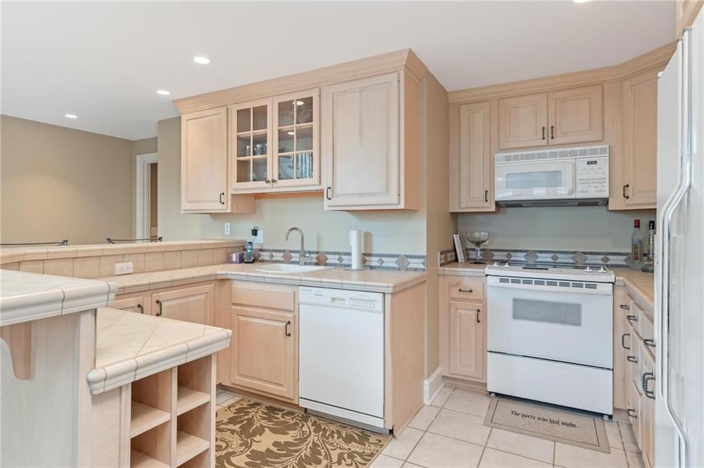2109 W 114th Street — photo 29