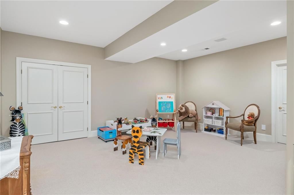 2109 W 114th Street — photo 31