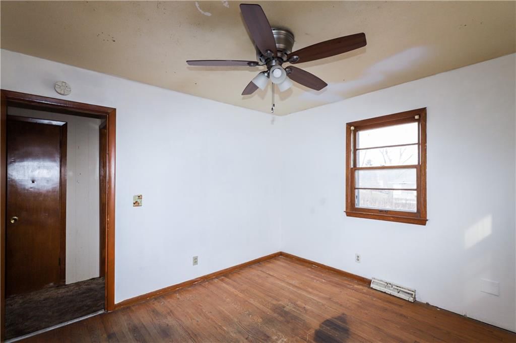 8533 Troup Avenue — photo 17