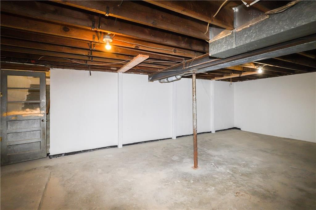 8533 Troup Avenue — photo 32