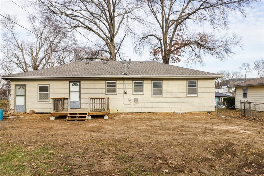 8533 Troup Avenue — photo 36