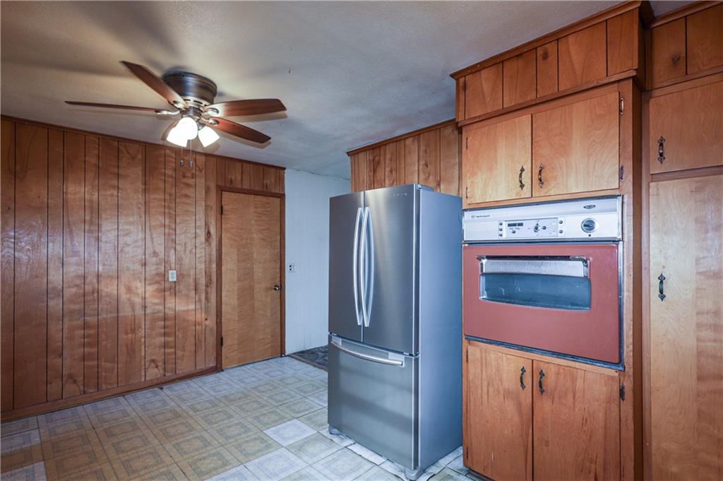 8533 Troup Avenue — photo 8