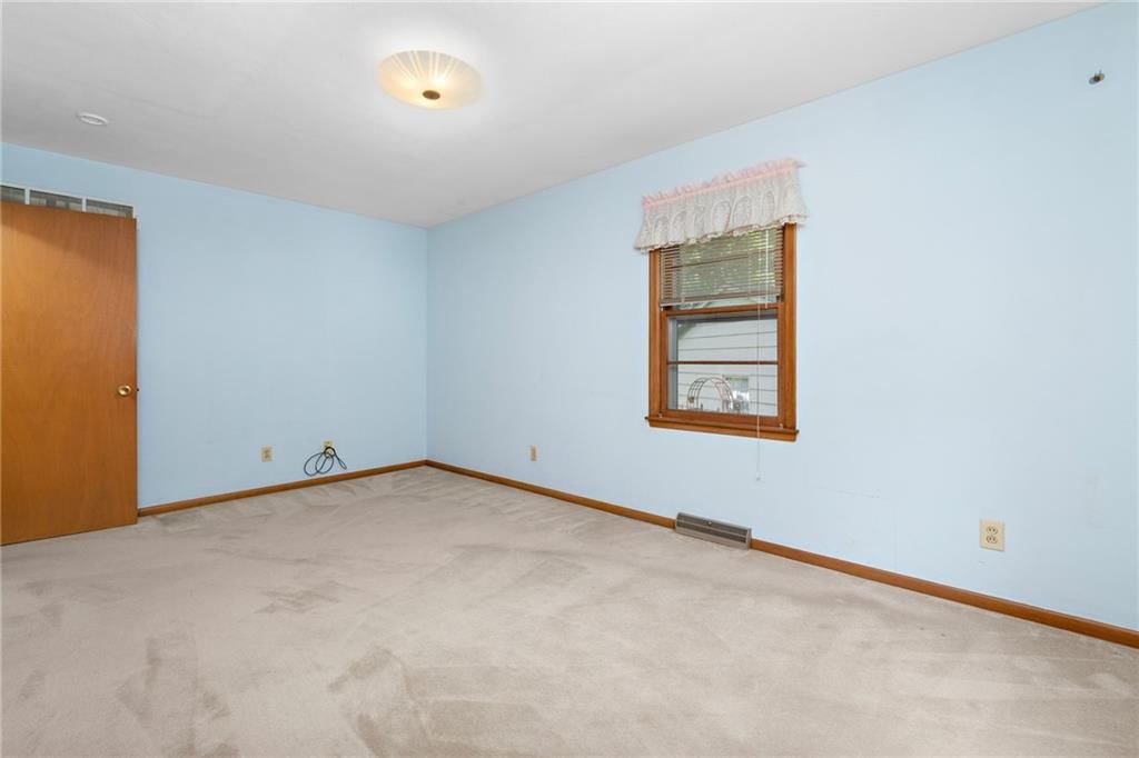 802 N Redwood Drive — photo 18