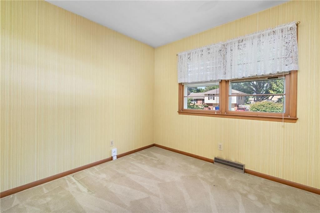 802 N Redwood Drive — photo 23