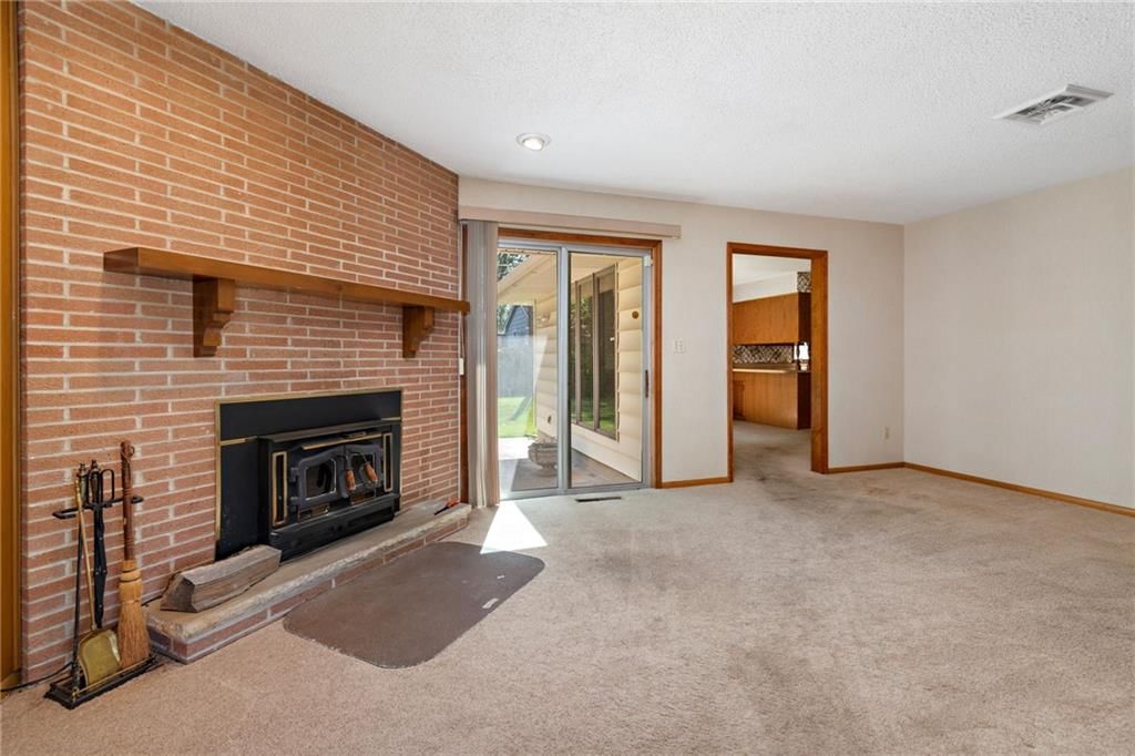 802 N Redwood Drive — photo 7