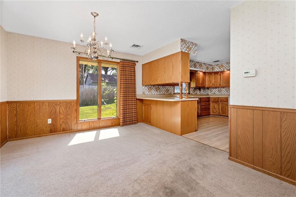 802 N Redwood Drive — photo 9