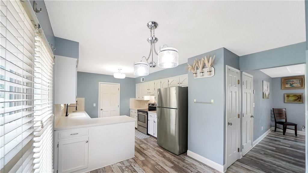 3600 S Emery Street — photo 12