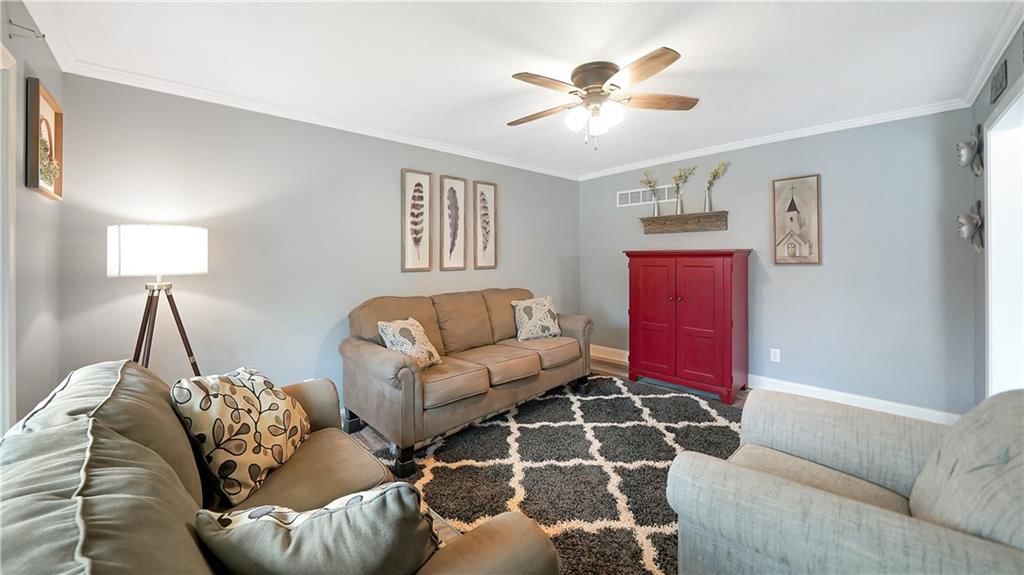 3600 S Emery Street — photo 5