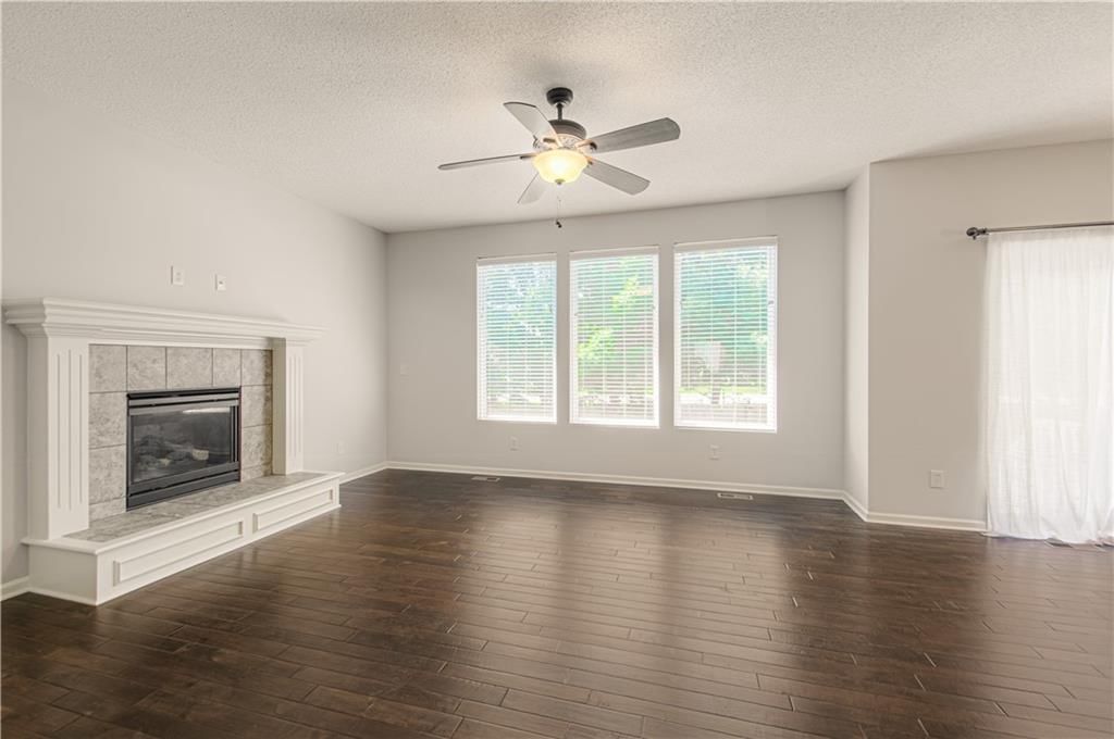 23555 W 126th Terrace — photo 8