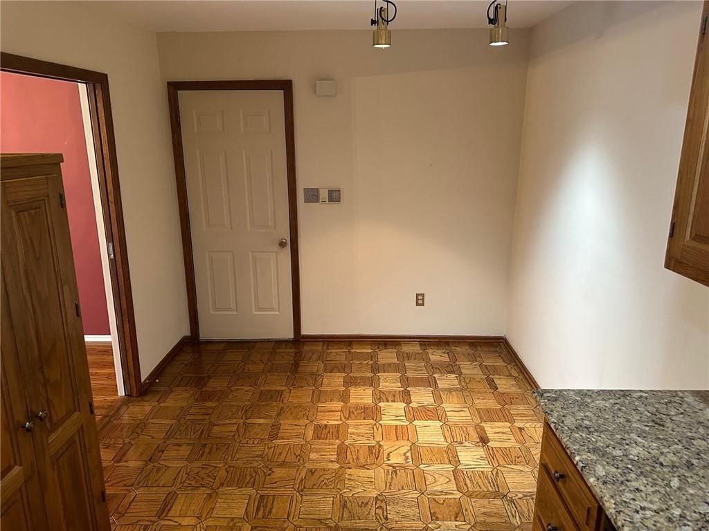 6251 Rosewood Street — photo 9