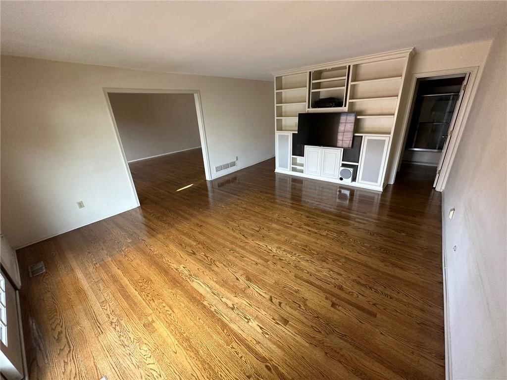 6251 Rosewood Street — photo 10