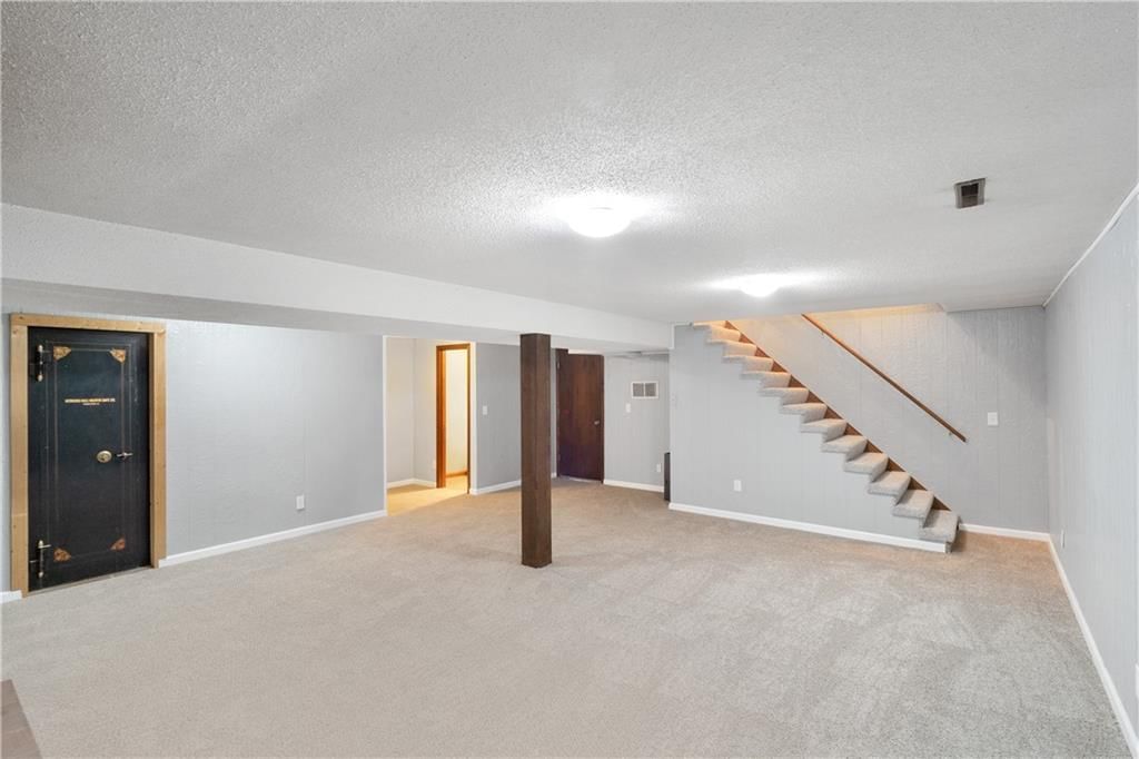 121 Johnson Road — photo 4