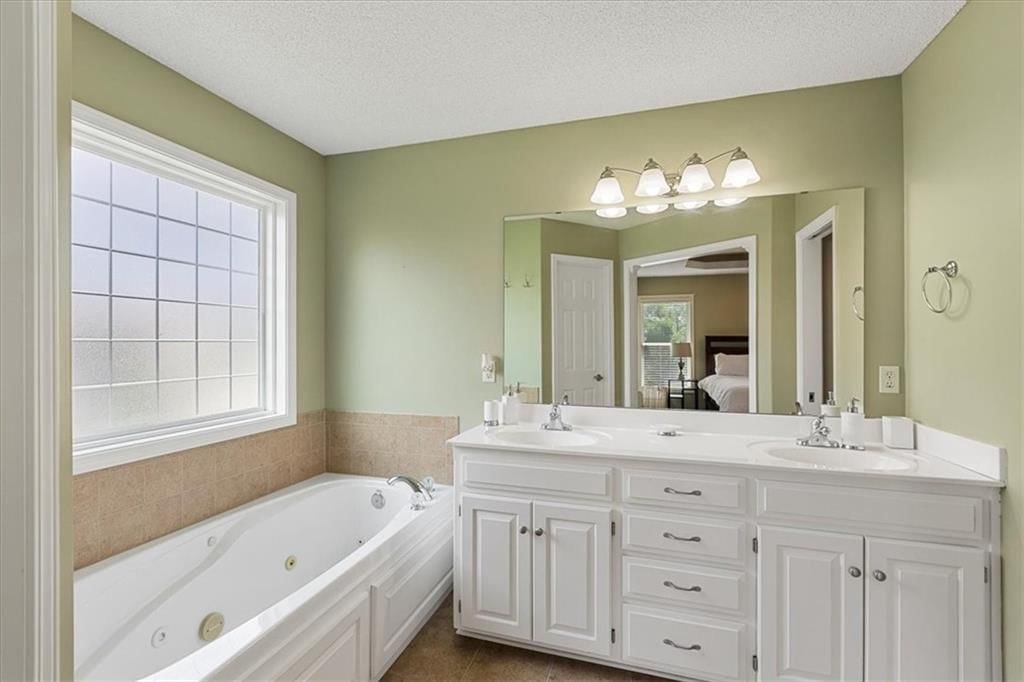 9004 N Essex Drive — photo 16