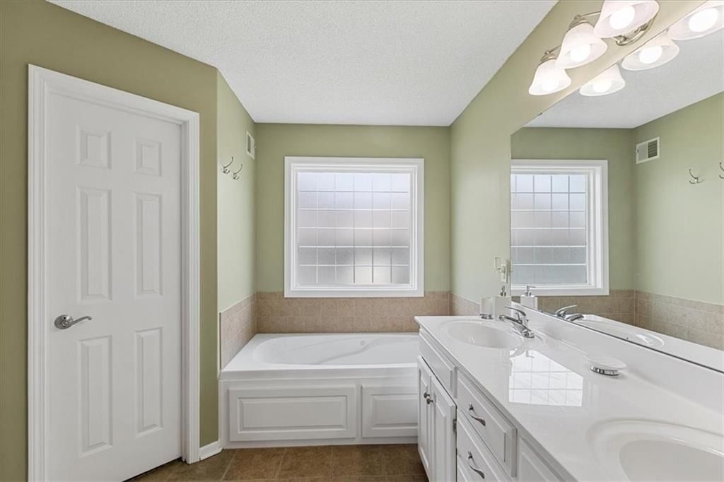 9004 N Essex Drive — photo 17