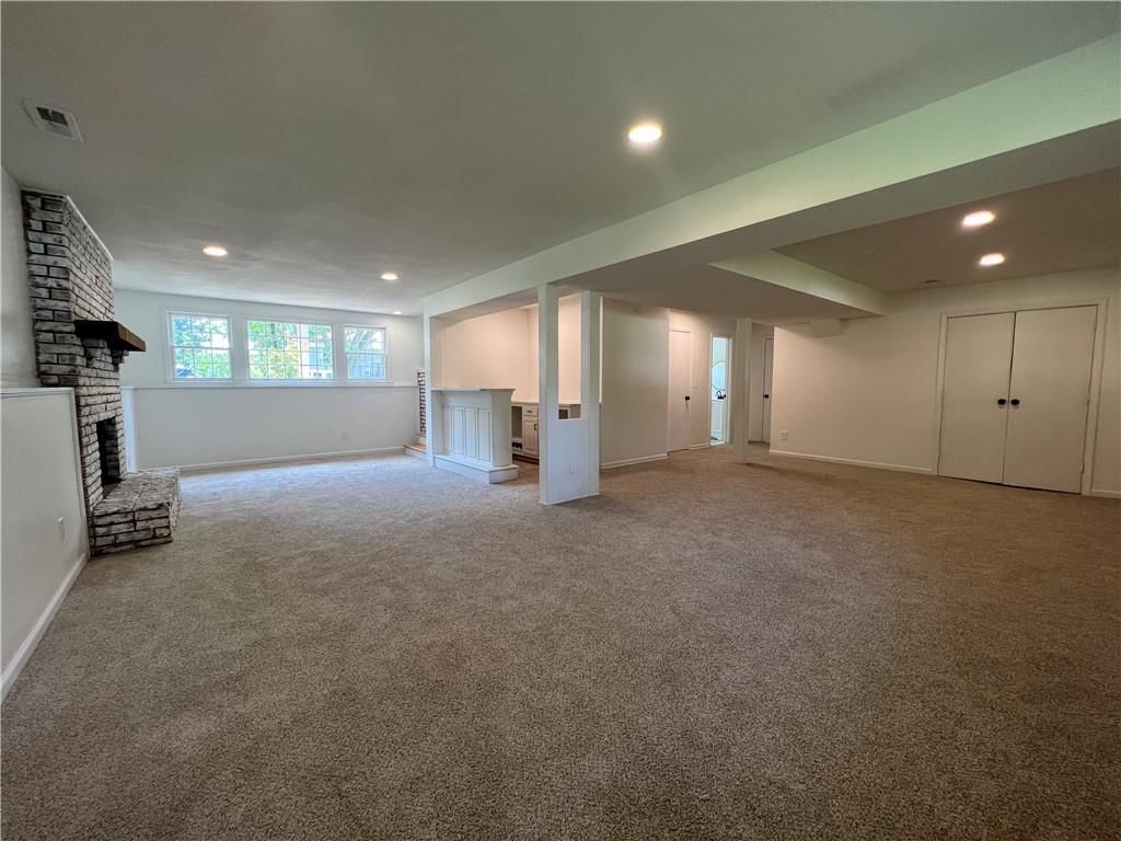 12812 Corrington Avenue — photo 13