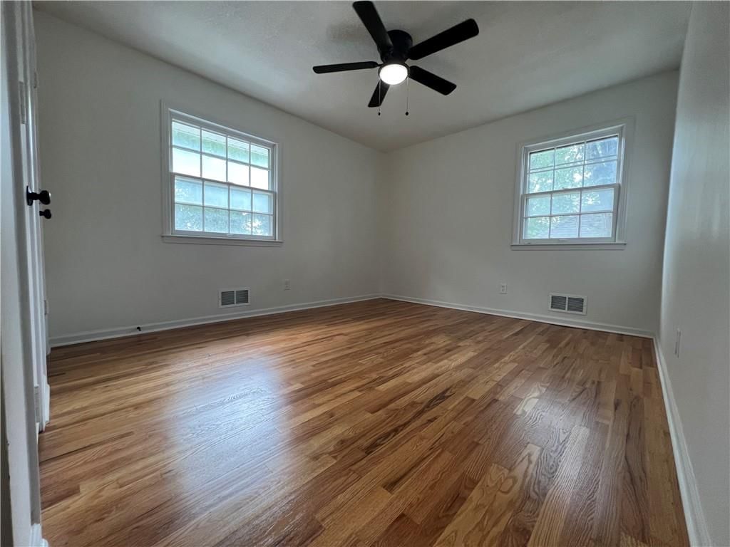 12812 Corrington Avenue — photo 7