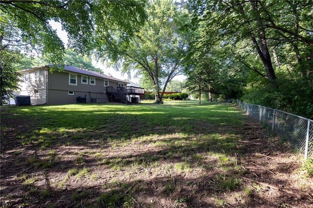 4249 N 109th Terrace — photo 35