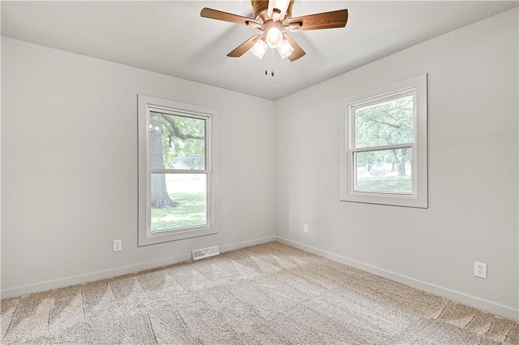 805 SW Iron Creek Drive — photo 18