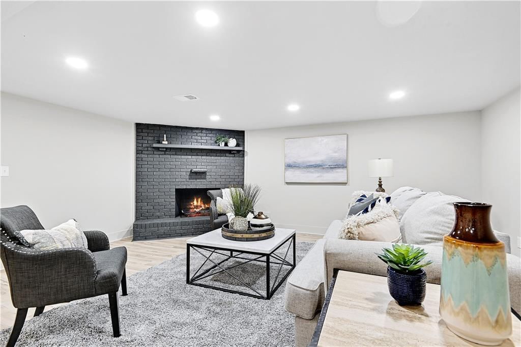 805 SW Iron Creek Drive — photo 21