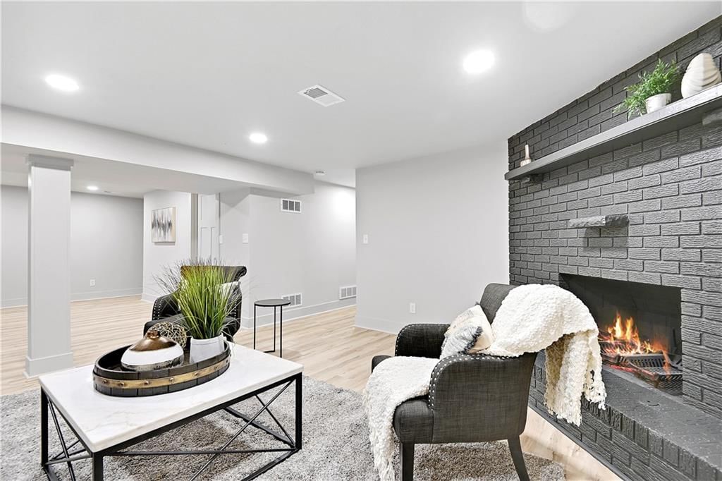 805 SW Iron Creek Drive — photo 23
