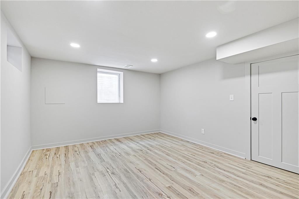 805 SW Iron Creek Drive — photo 24