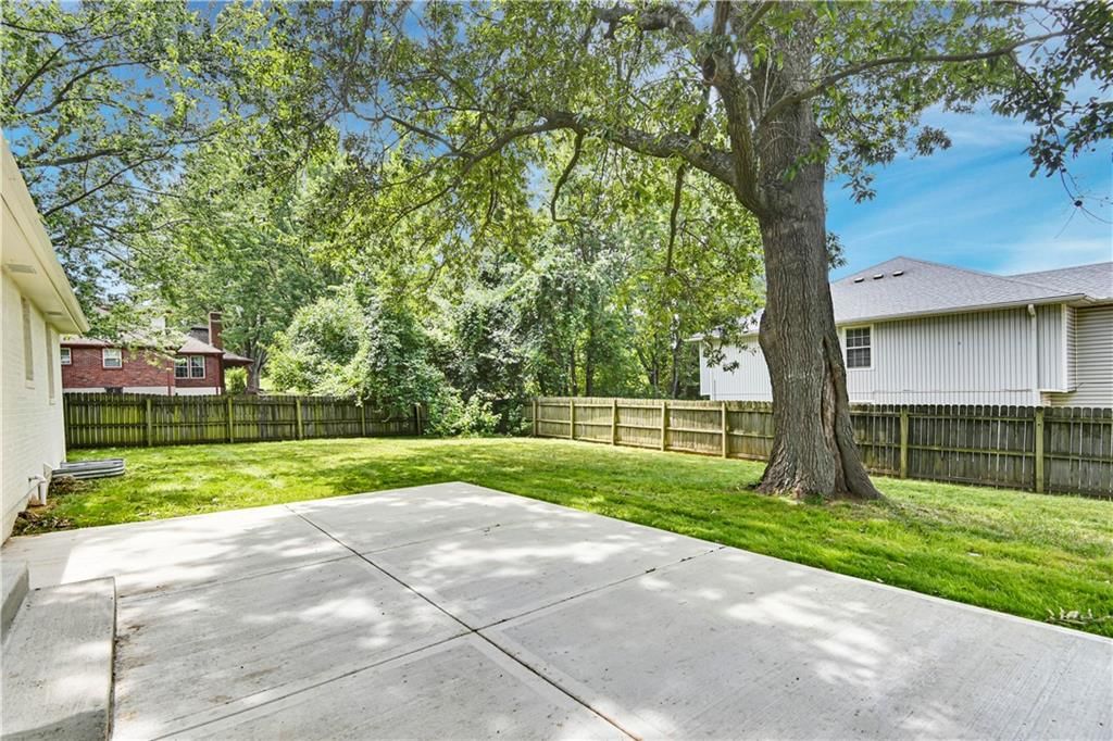 805 SW Iron Creek Drive — photo 29