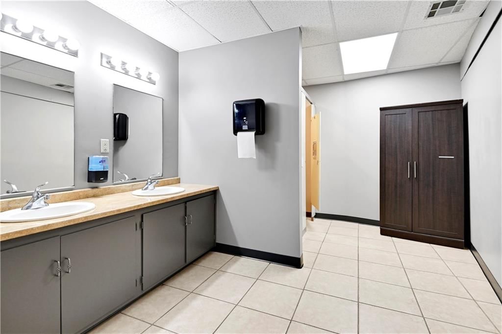 13715 W 151st Street — photo 34